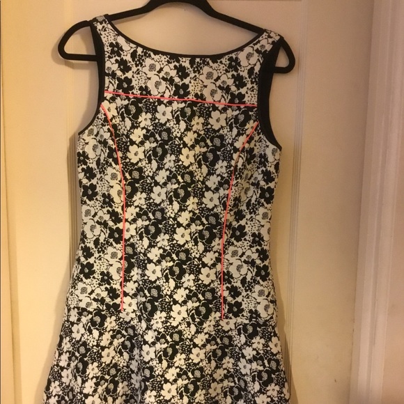 Banana Republic drop-waist floral dress - Picture 1 of 5
